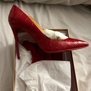 Brand new condition only worn once